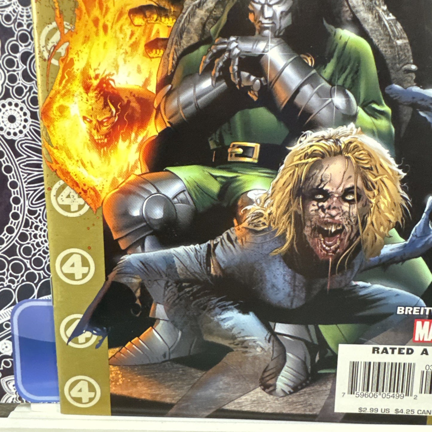 Ultimate Fantastic Four #30 Marvel July 2006) KEY Early Marvel Zombie Cover DOOM