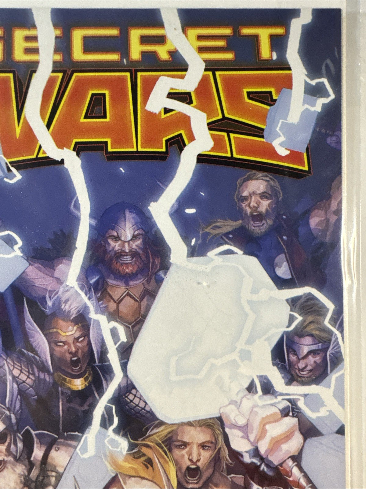 Secret Wars #2 Putri Variant (Marvel 2015) NM KEY MODERN 1st AppGOD EMPEROR DOOM