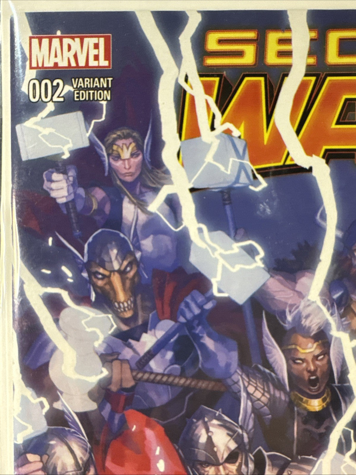 Secret Wars #2 Putri Variant (Marvel 2015) NM KEY MODERN 1st AppGOD EMPEROR DOOM