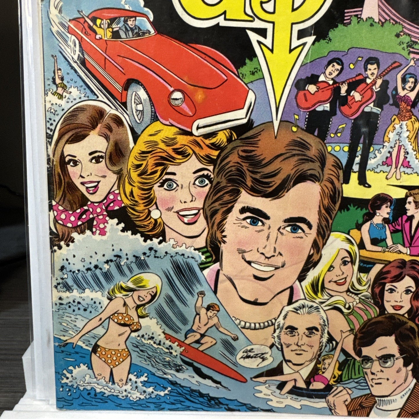LIVE IT UP #1 1976 SPIRE CHRISTIAN COMIC BOOK AL HARTLEY COVER BRONZE 39c Cover