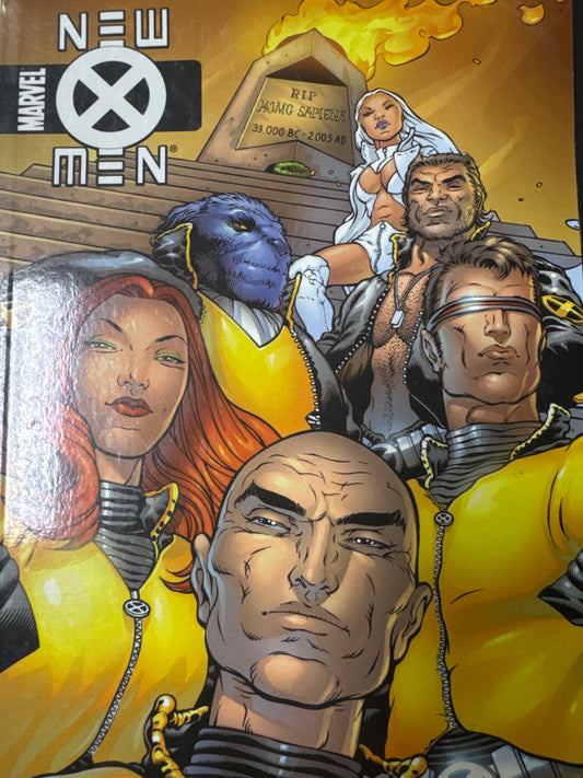 New X-Men E is for Extinction Graphic Novel (Used)