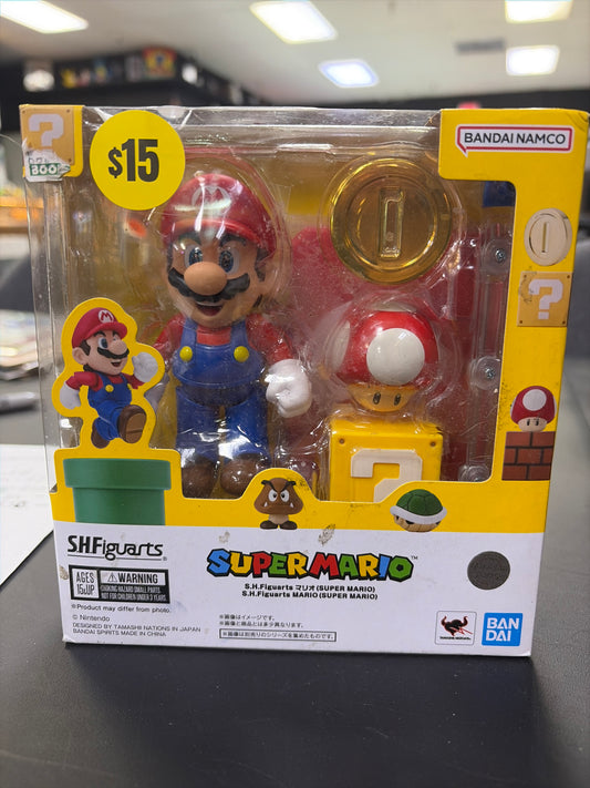 SHFiguarts: Super Mario figure