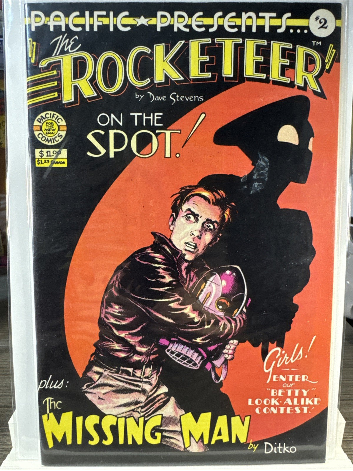 Pacific Presents: The Rocketeer #2 1983 Dave Stevens VF Pacific Comics BRONZE