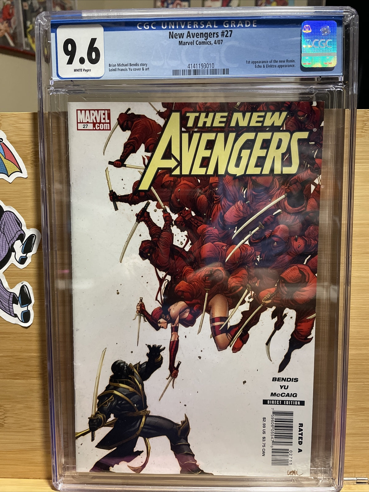 New Avengers #27 (2007) CGC 9.6 (NM+) 1st Appearance Ronin - Marvel Key Hawkeye