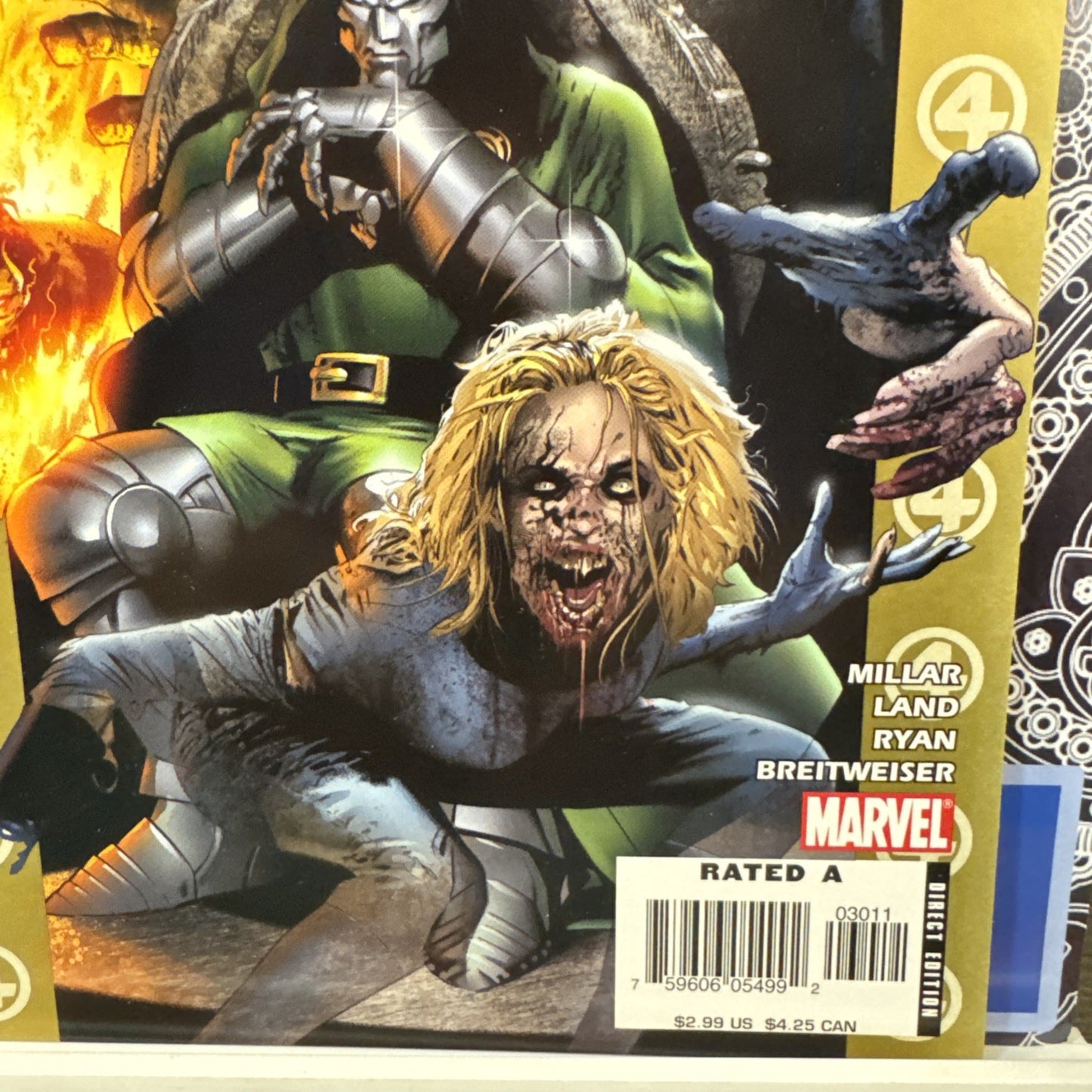Ultimate Fantastic Four #30 Marvel July 2006) KEY Early Marvel Zombie Cover DOOM