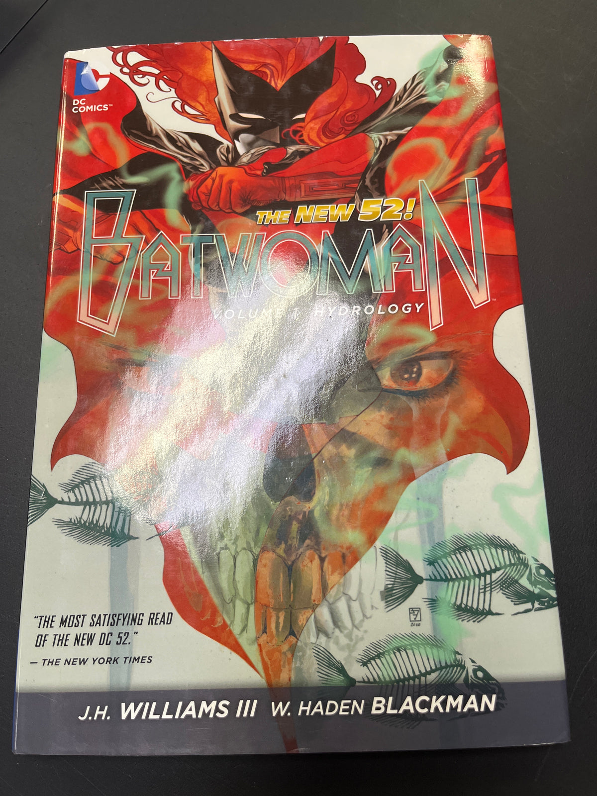 Batwoman Vol. 1 Hardcover