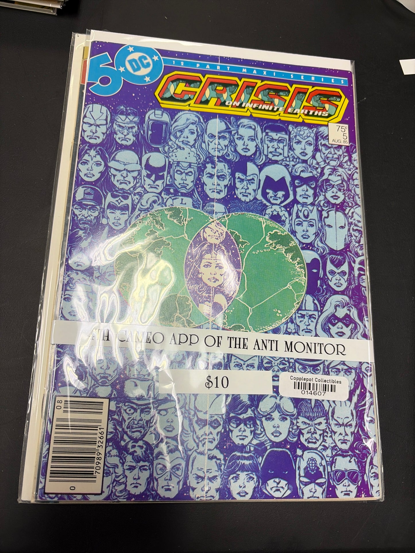 Crisis on Infinite Earths #5