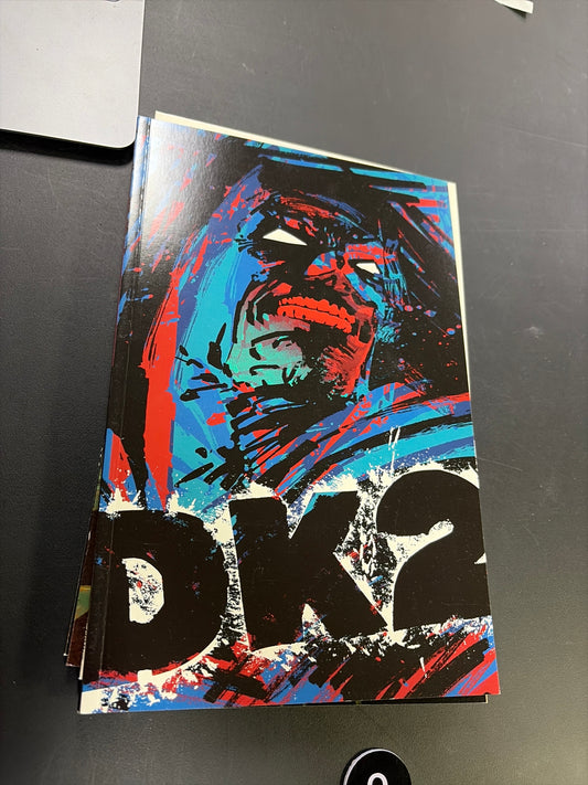 The Dark Knight Strikes Again: Book 3