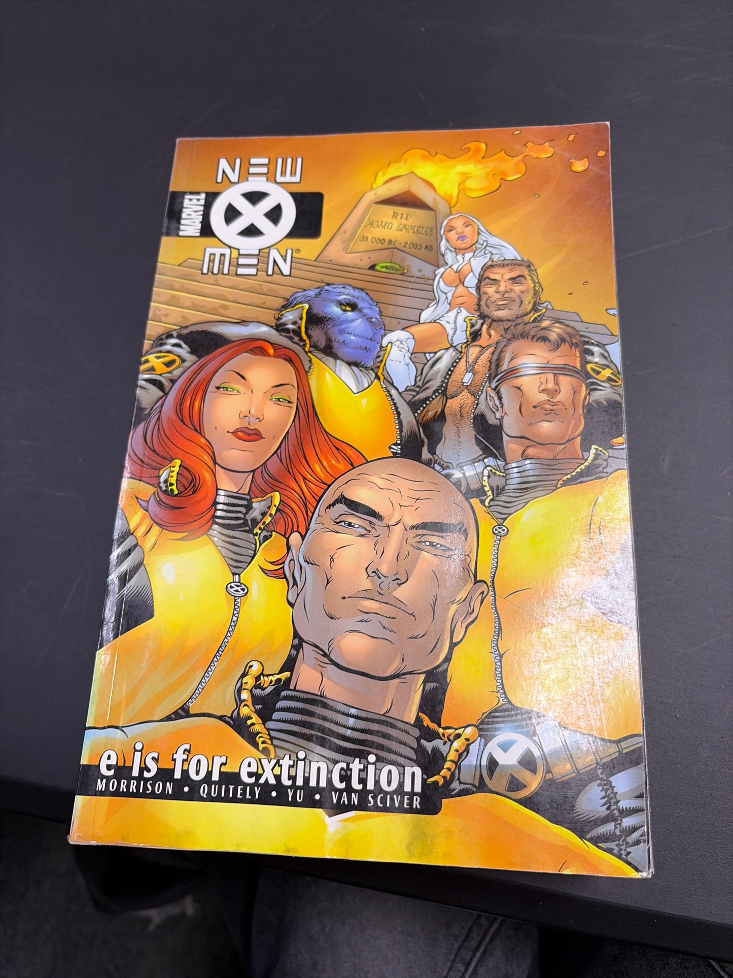 New X Men: e is for extinction (Used)