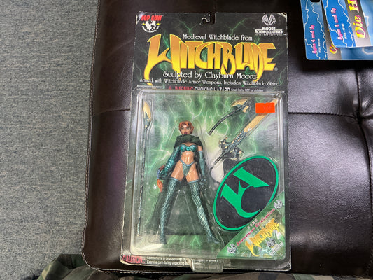 WitchBlade: Medieval Witchblade figure